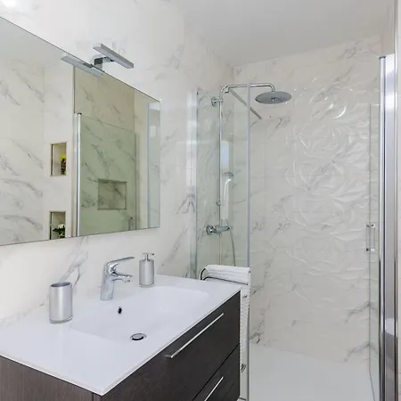 Lea * ドゥブロブニク