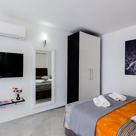 Lea Apartman